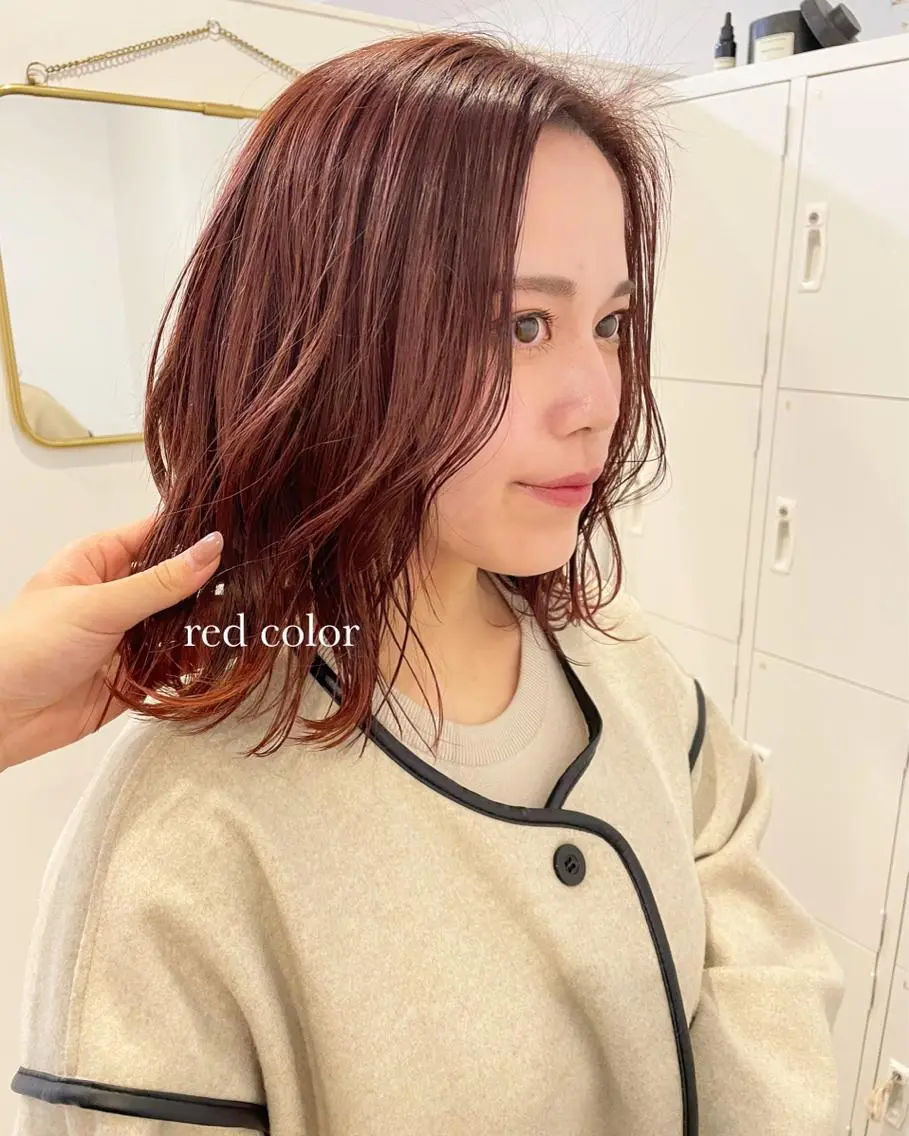 ミディアム カラー 佐藤 永夏のヘアスタイル
