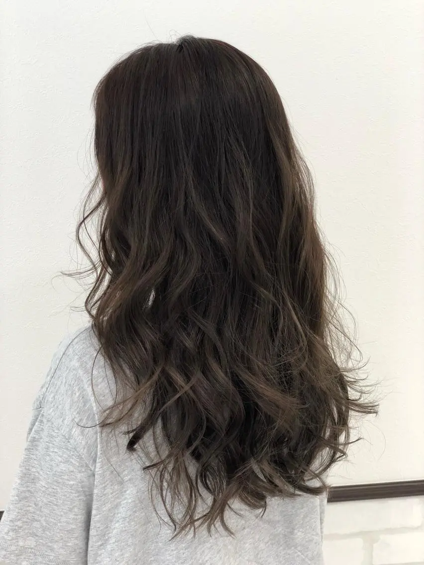 ロング カラー パーマ カット ヘアカラー トリートメント 渡邉 ケイジのヘアスタイル
