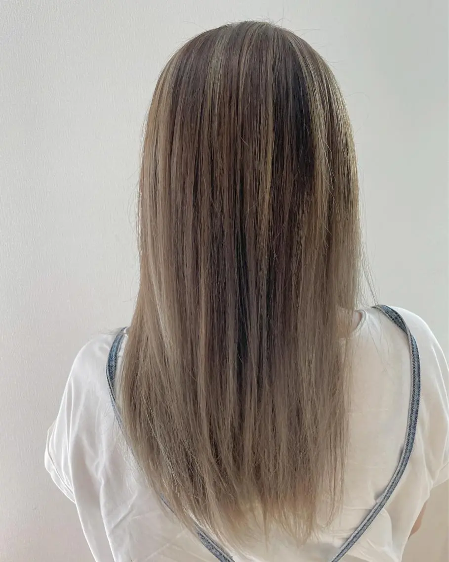 ロング 🔹TOMO🔹 圧倒的経験値🔹のヘアスタイル