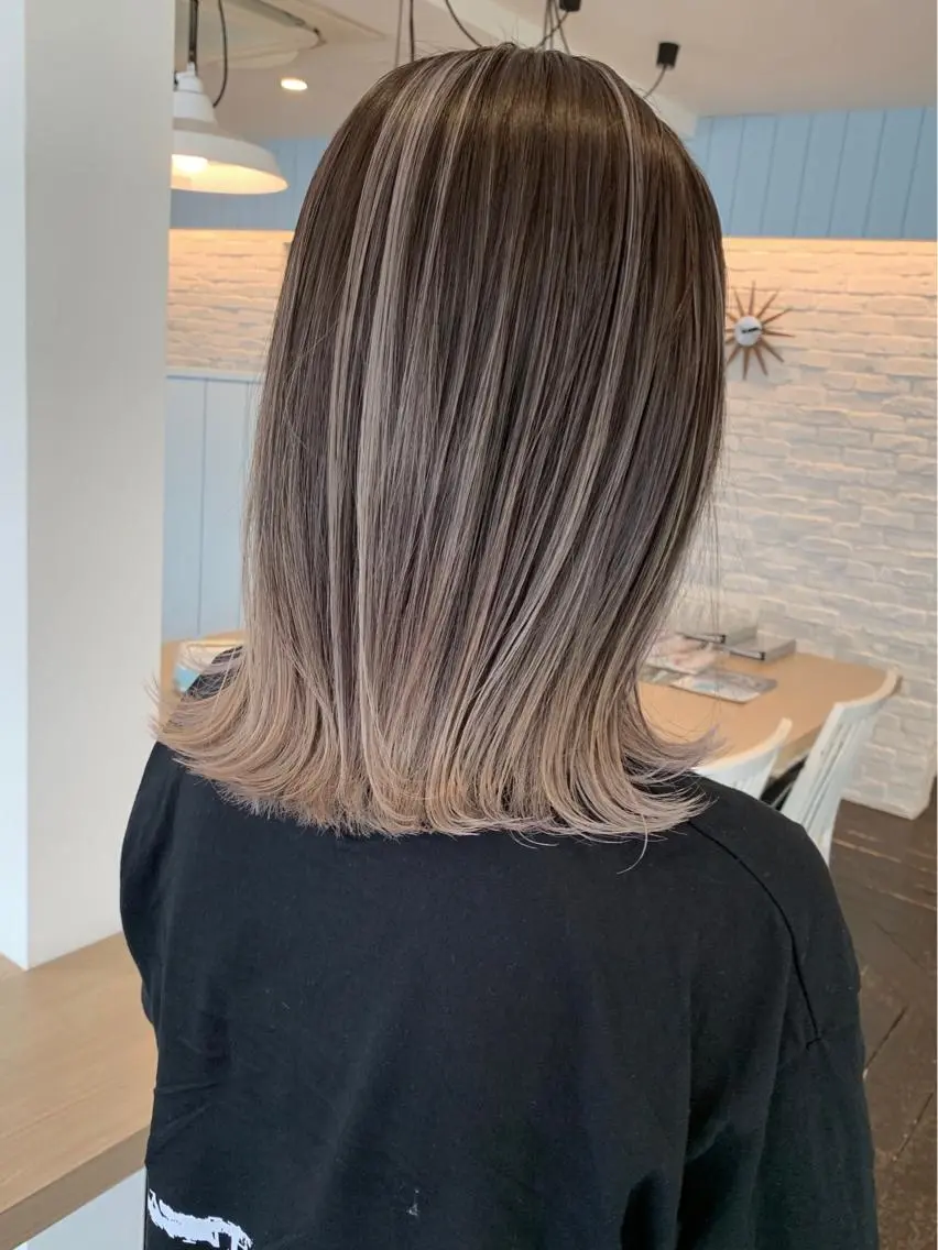 セミロング ヘアカラー 菊地 良太のヘアスタイル