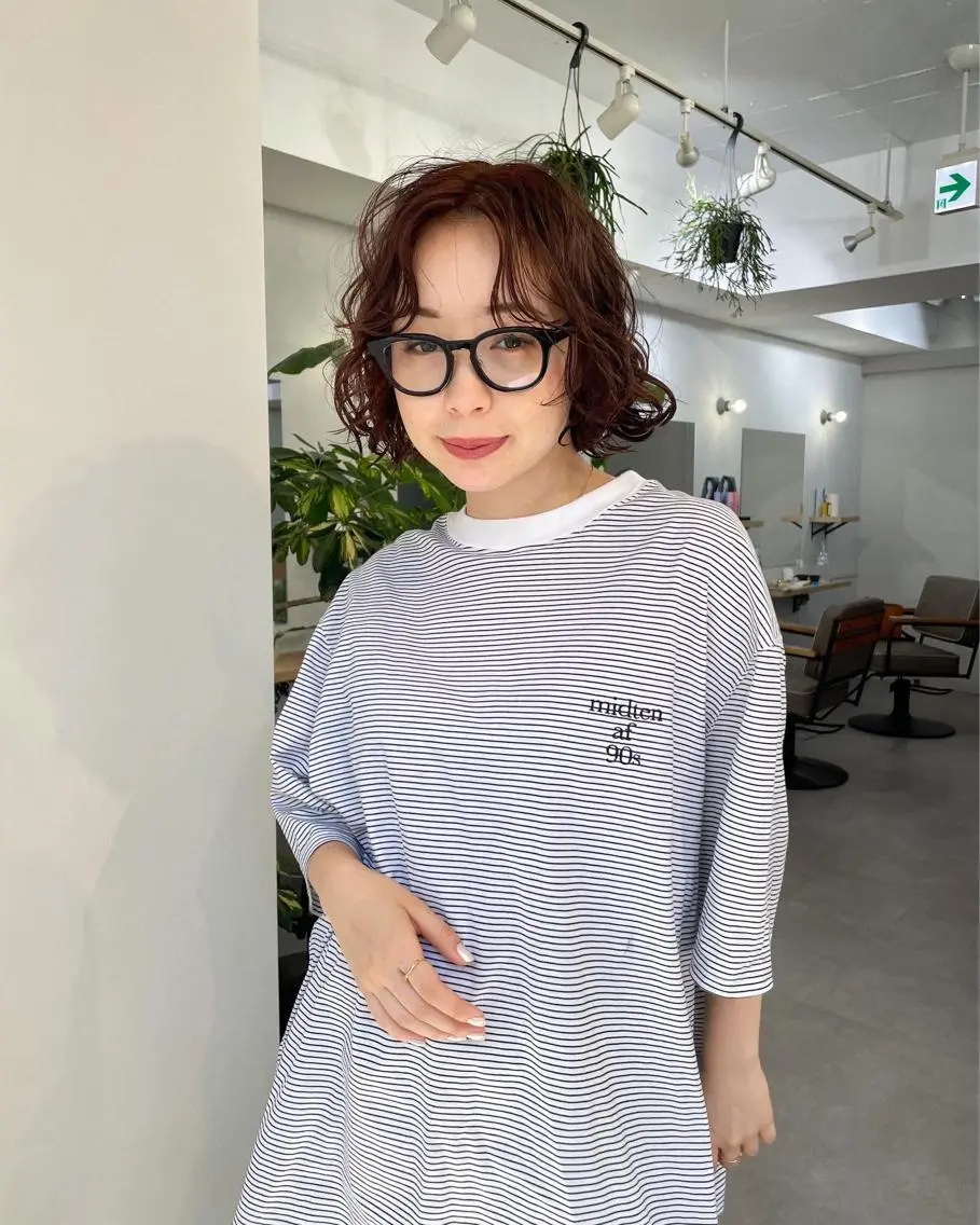 ショート カラー パーマ ボブ カット ヘアカラー トリートメント メンズカット メンズパーマのヘアスタイル