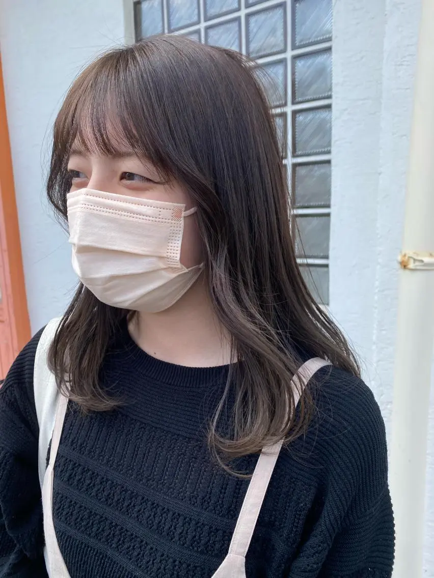 カラー オリーブカラー 井上 歩美のヘアスタイル