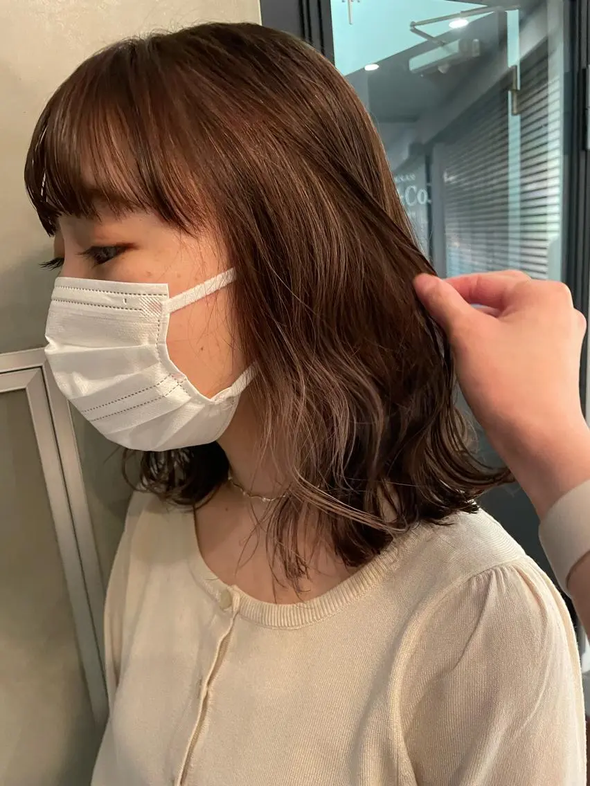 ミディアム カラー 大人girly🛋️ 🤍yukakoのヘアスタイル