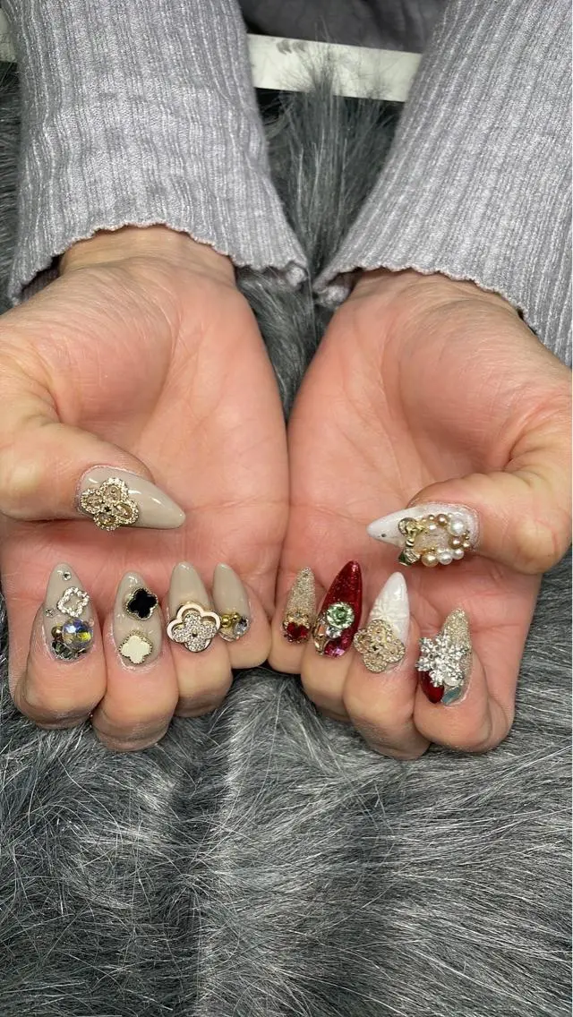 ミディアム ネイル ハンドネイル 《LB》ラブリエ Nail&eyeのマツエク・マツパデザイン