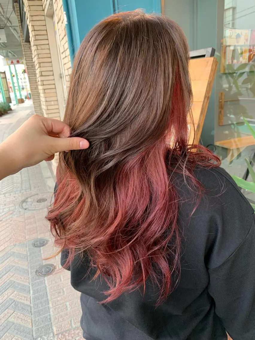 ロング カラー パーマ ヘアアレンジ ブリーチ Loa misakiのヘアスタイル