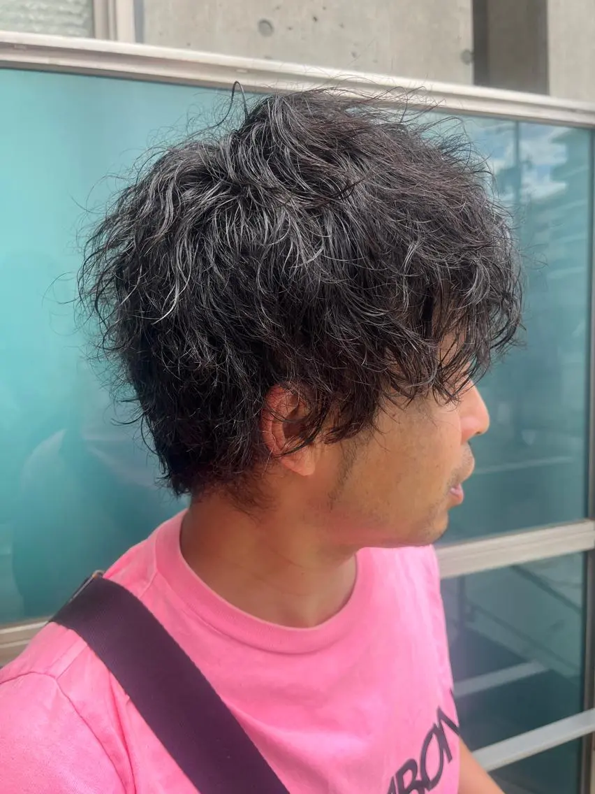 ショート カラー パーマ ヘアアレンジ メンズ キッズ ネイル マツエク・マツパ アイブロウ メンズブリーチ メンズハイライト メンズインナーカラー メンズ韓国風 ブリーチ 久木原 ゆりのヘアスタイル