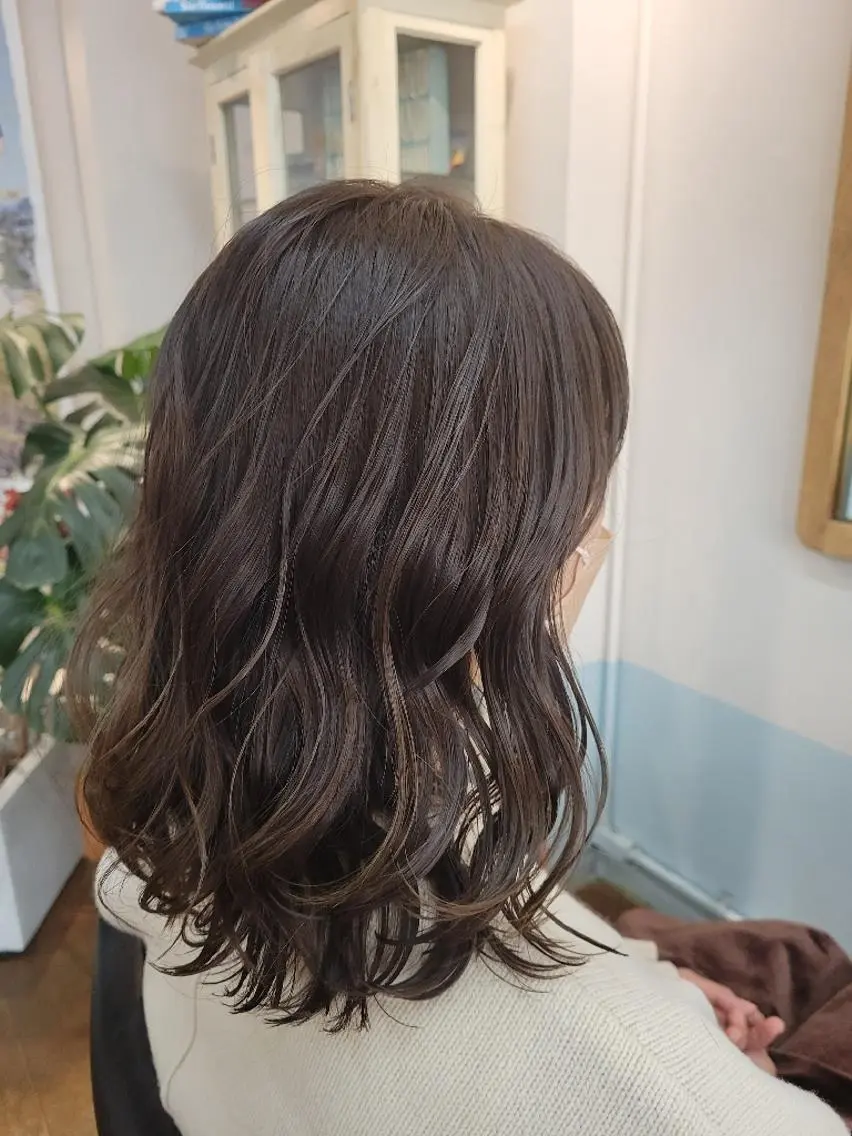 セミロング カラー パーマ ヘアアレンジ ベージュカラー スタイリスト YOUのヘアスタイル
