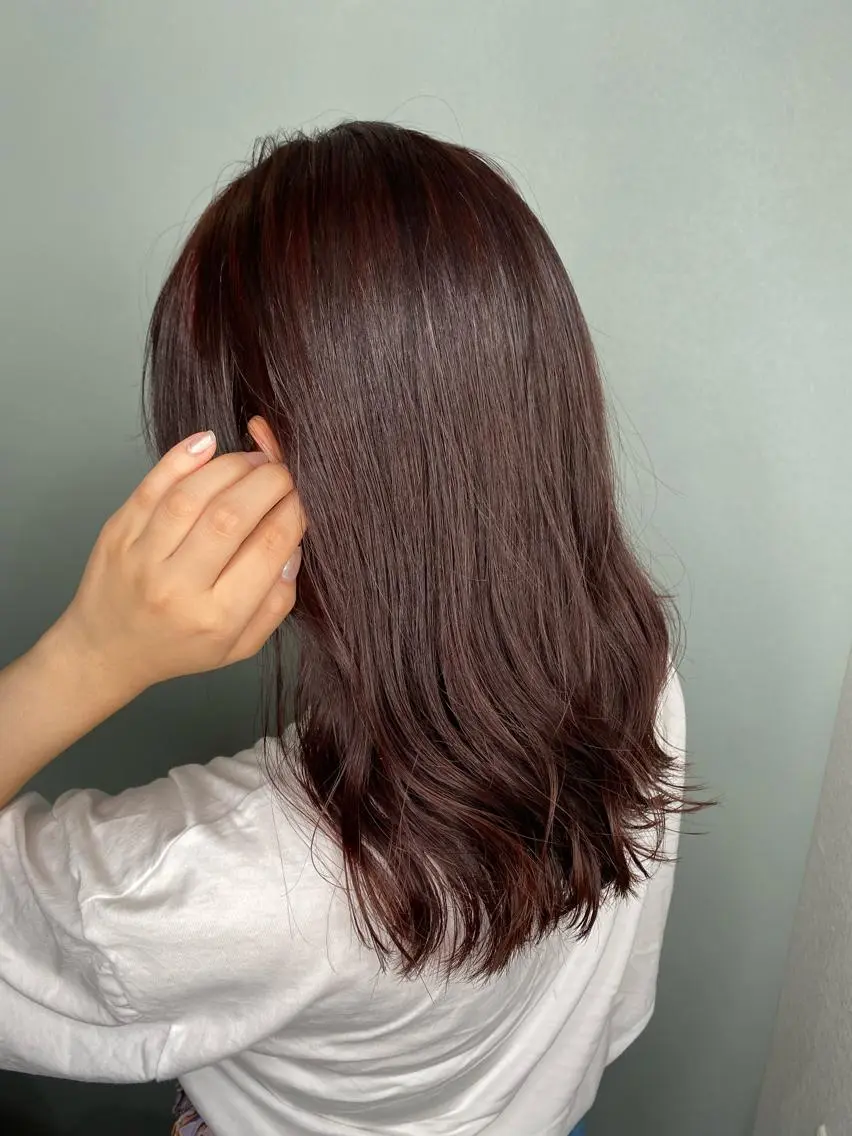 セミロング ピンクブラウン 大久保 愛のヘアスタイル