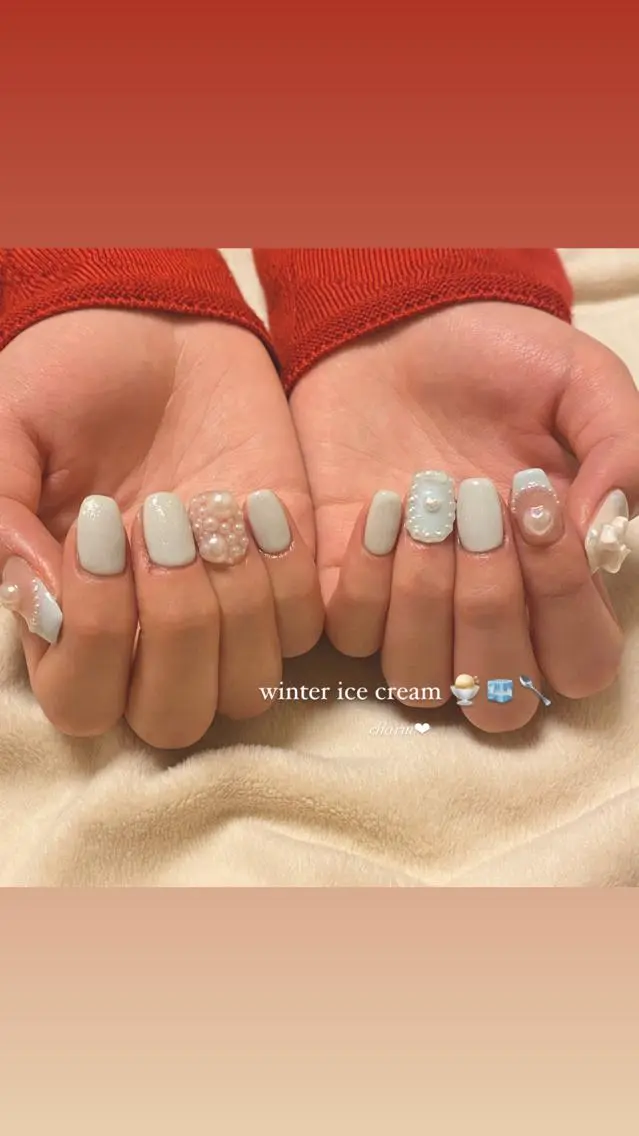 ネイル ガーリー 水色 ハンドネイル nail salon charmのネイルデザイン