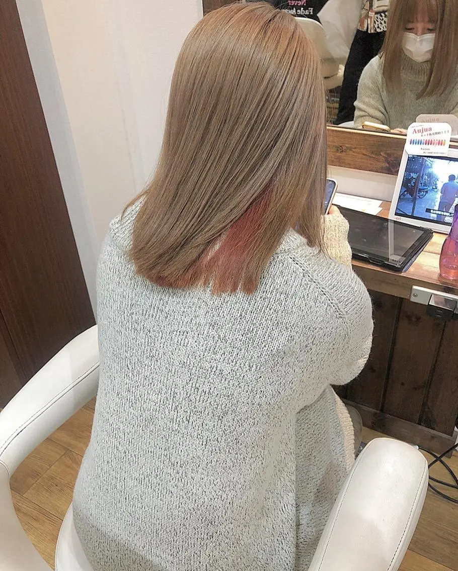 カラー アッシュ ブリーチ ダブルカラー グラデーションカラー グレージュ 🌈ハイトーン/ ワタル🌈のヘアスタイル