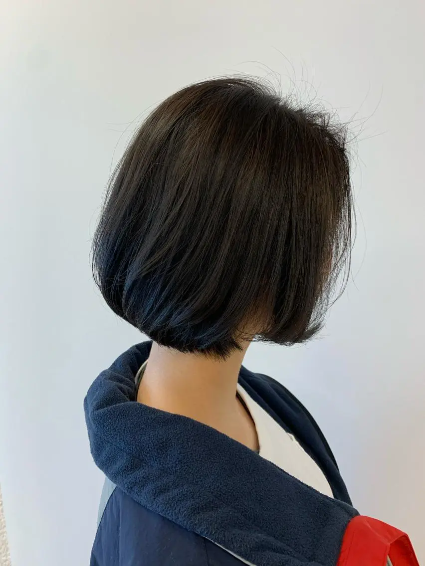 ショート カラー ヘアカラー ヘッドスパ 顔まわりカット✄ ベージュカラー🧸のヘアスタイル