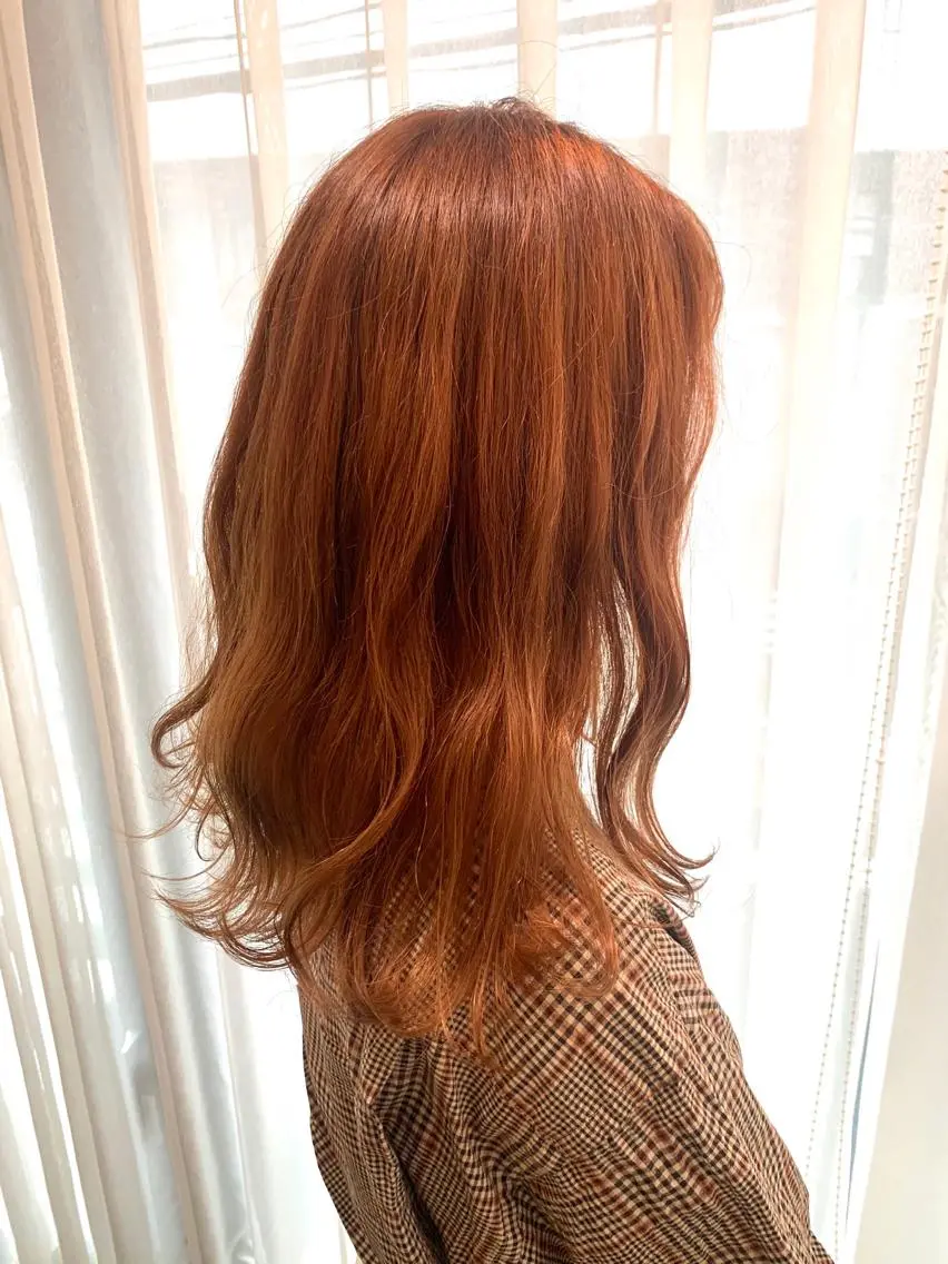 ロング カラー ハイトーンカラー オレンジ ロング ✨カラー支持No.1 🧸ワキ カナコ🧸のヘアスタイル