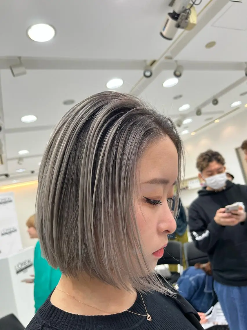 カラー ブリーチ 橋本 慶司のヘアスタイル