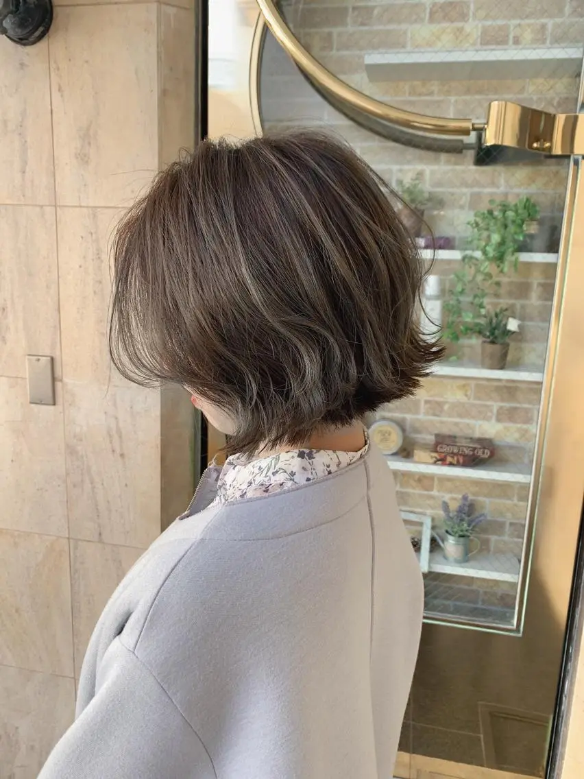 ショート アッシュ ハイライト 高橋 一矢のヘアスタイル