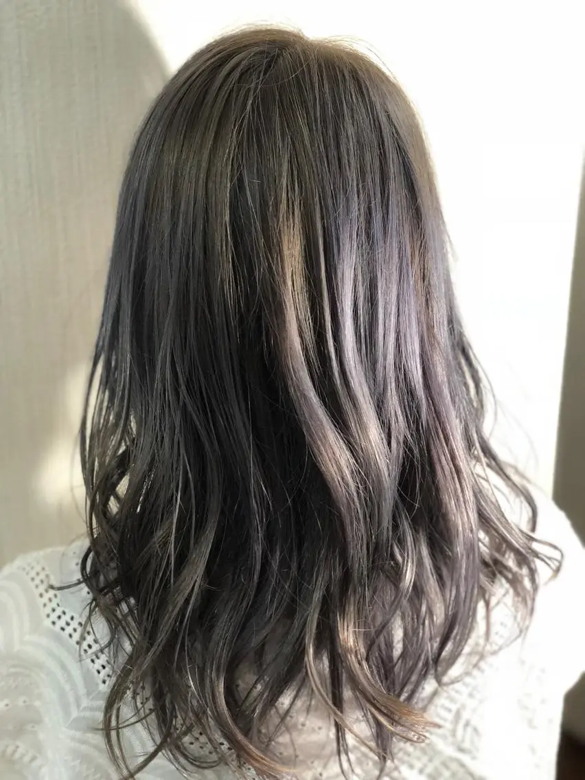 セミロング 柳澤 和也のヘアスタイル