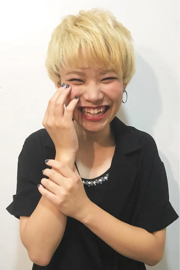 ショート カラー ハイトーンカラー 外国人風カラー ショートヘア ⭐️バッサリカット モデル募集⭐️佐野のヘアスタイル