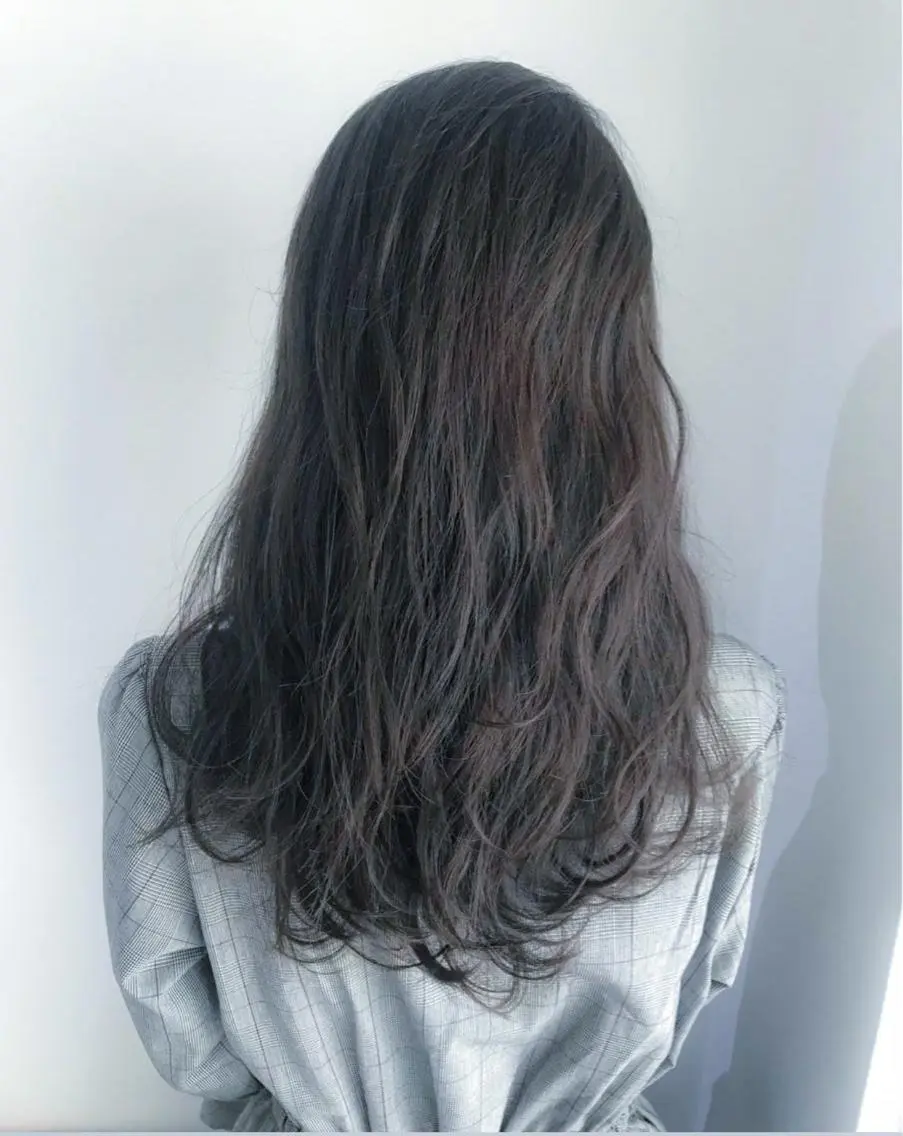 ロング 💫カットはなんでも 得意です✂️のヘアスタイル