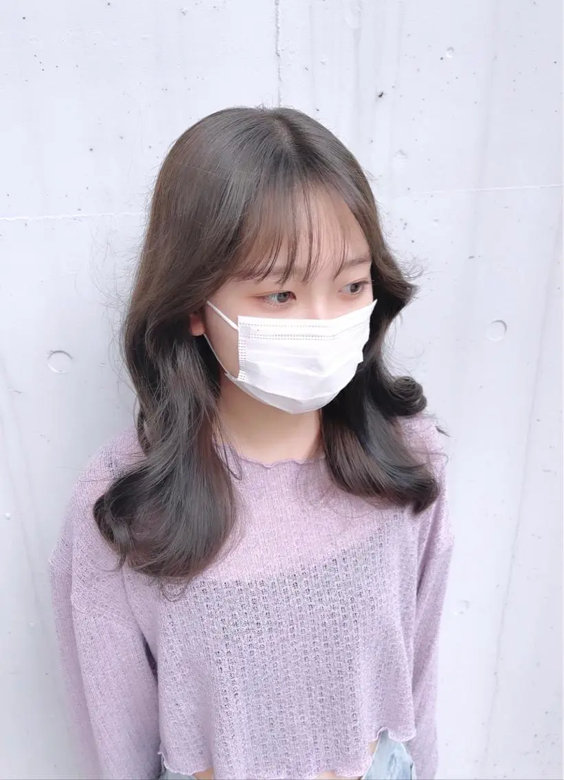ロング カラー ベージュカラー ブリーチ ハイトーンカラー ブリーチなしカラー オレンジ カット ヘアカラー 泉 堅也のヘアスタイル