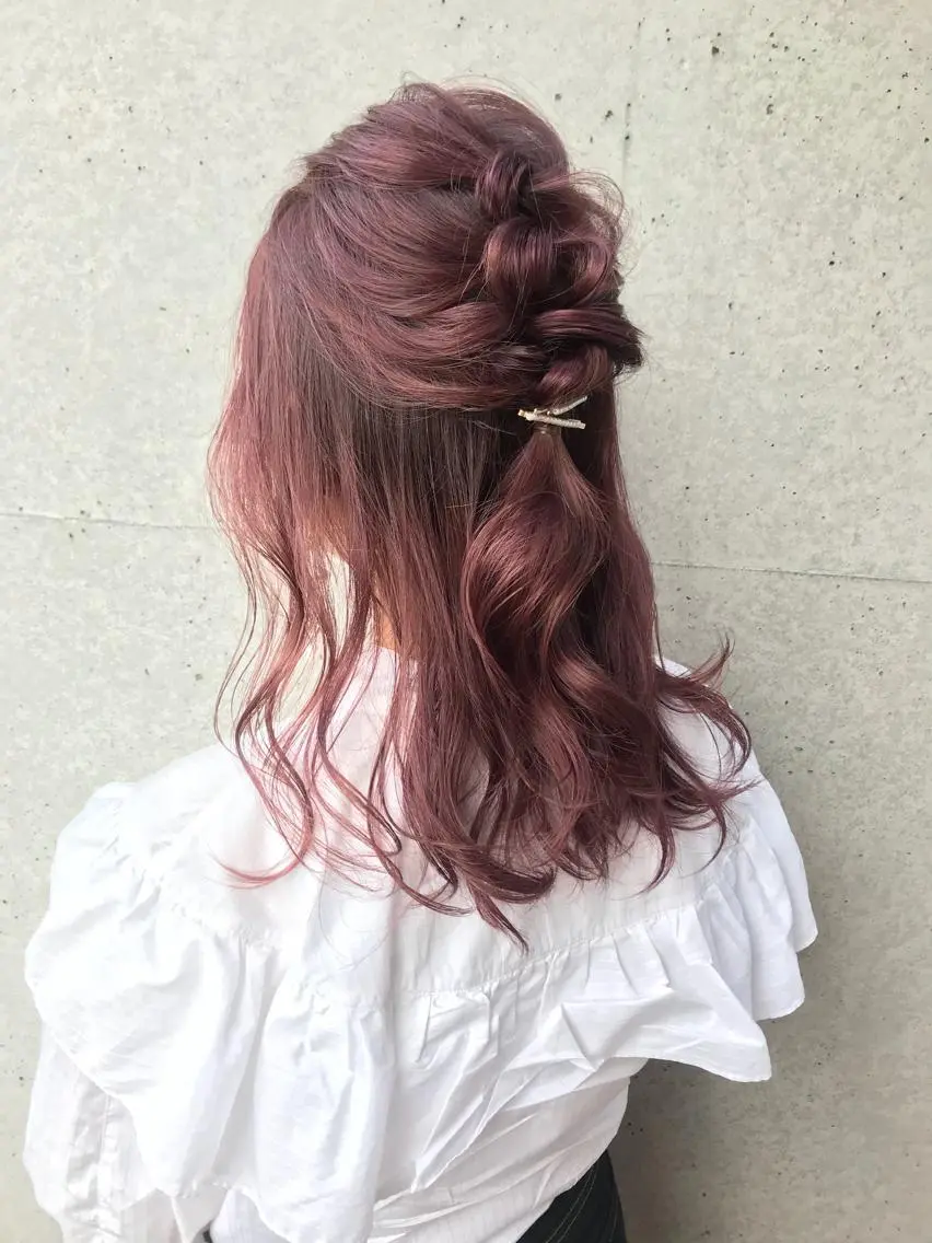 セミロング カラー ヘアアレンジ ピンクカラー Satsuki ✂︎♡のヘアスタイル