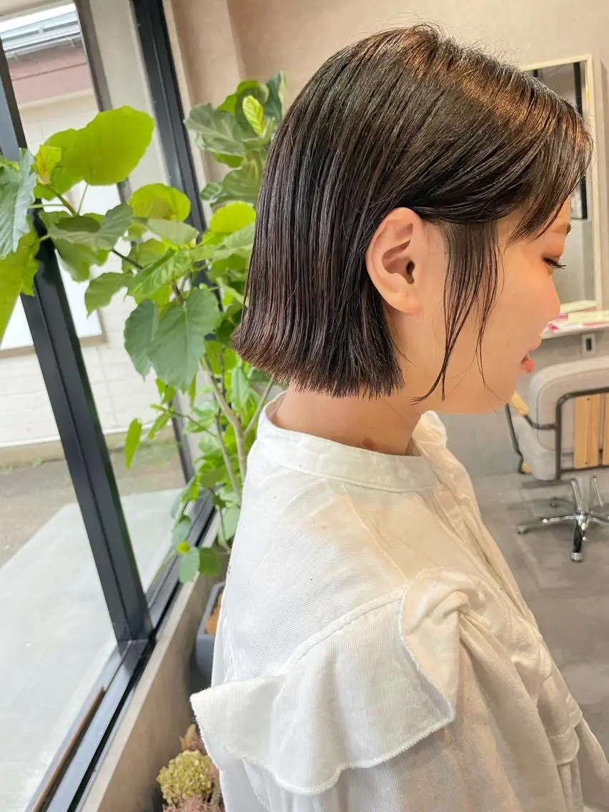 ショート 切りっぱなしボブ ボブ カット ヘアカラー 河原 亮のヘアスタイル