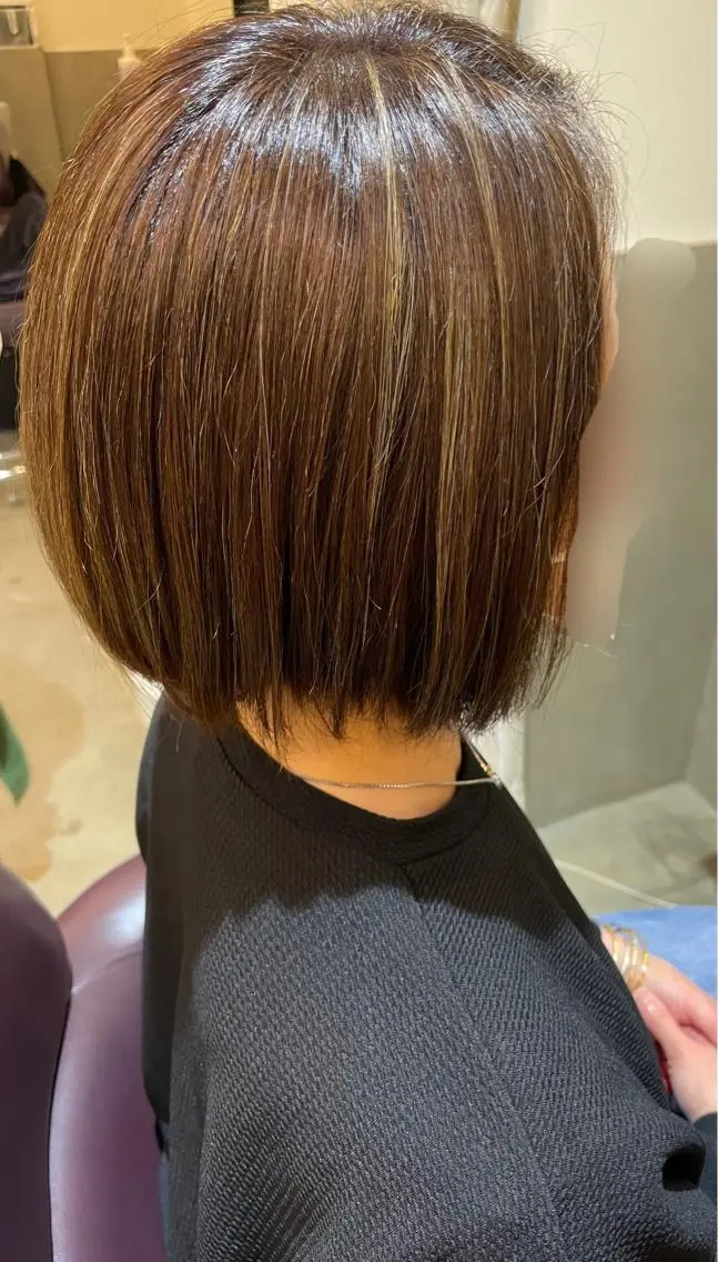 ミディアム カラー イルミナカラー 大久保 陽子のヘアスタイル