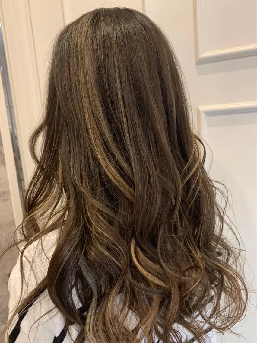 ロング カラー ベージュカラー グラデーションカラー ハイライトカラー ハイライト 🫟Blanco🫟 Color&Careのヘアスタイル