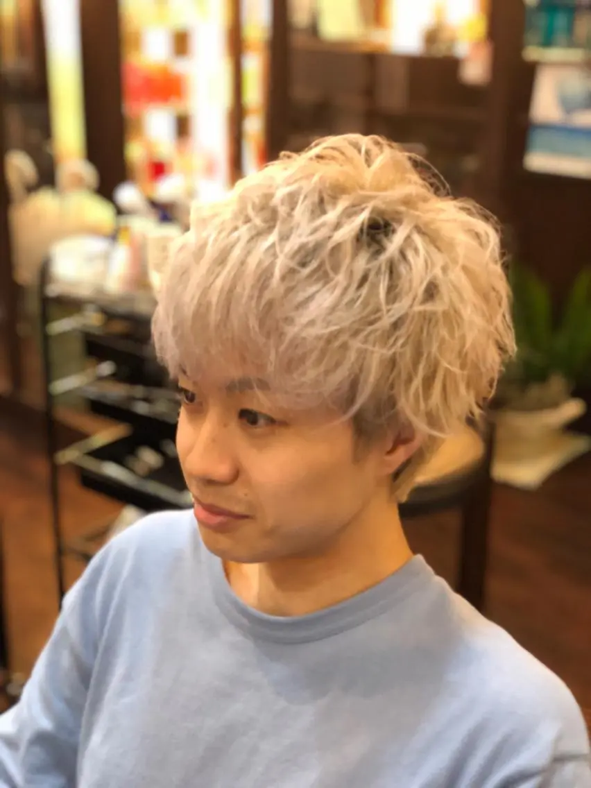 カラー メンズ カット ヘアカラー トリートメント 日比谷 翔太のヘアスタイル
