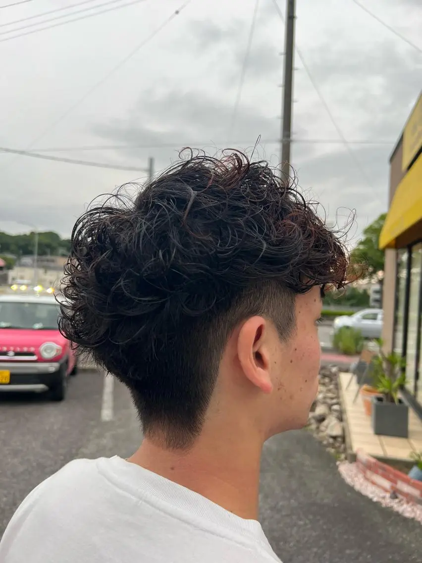 パーマ カット パーマ 御前  朋也 レイヤー透明感カラーのヘアスタイル