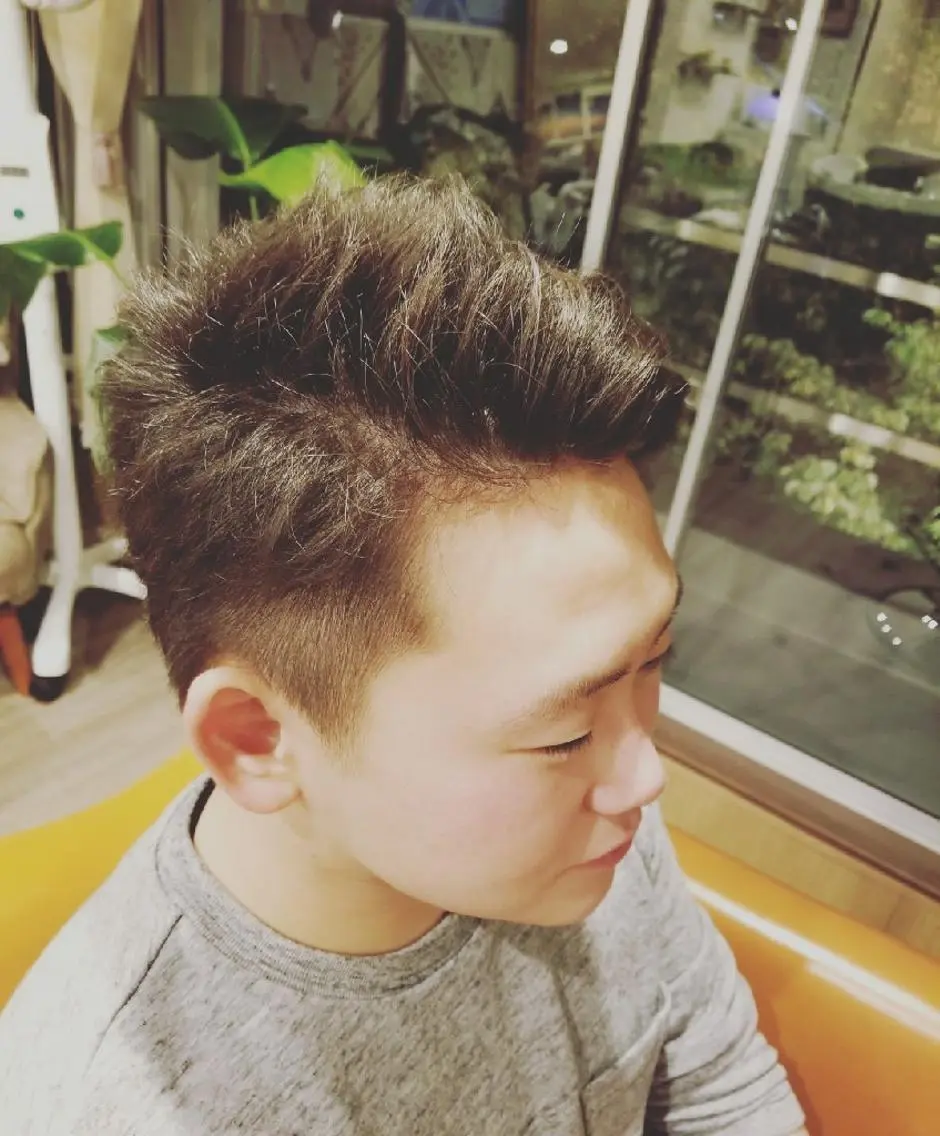 ショート メンズ アップバング ショートヘア spa hair ark 富井直美のヘアスタイル