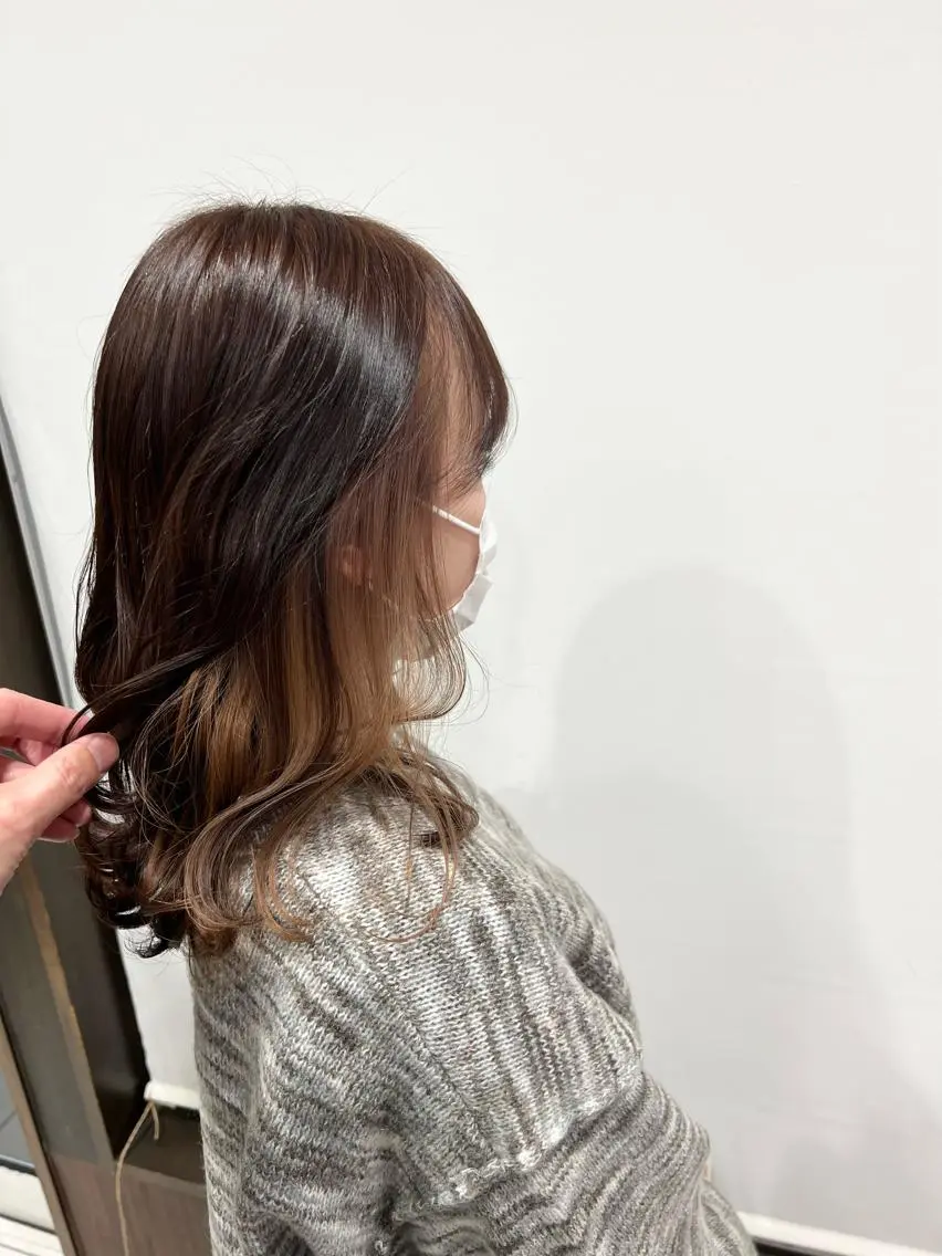 セミロング カット ヘアカラー トリートメント 下條 真のヘアスタイル