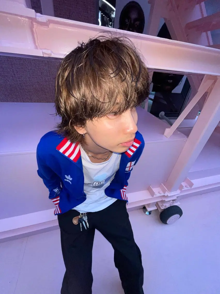 ショート カラー パーマ ツイストスパイラルパーマ バレイヤージュ ブリーチ ケアブリーチ デザインカラー カット ヘアカラー トリートメント ヘアセット スパイラルパーマ 🌐hina⭐️のヘアスタイル