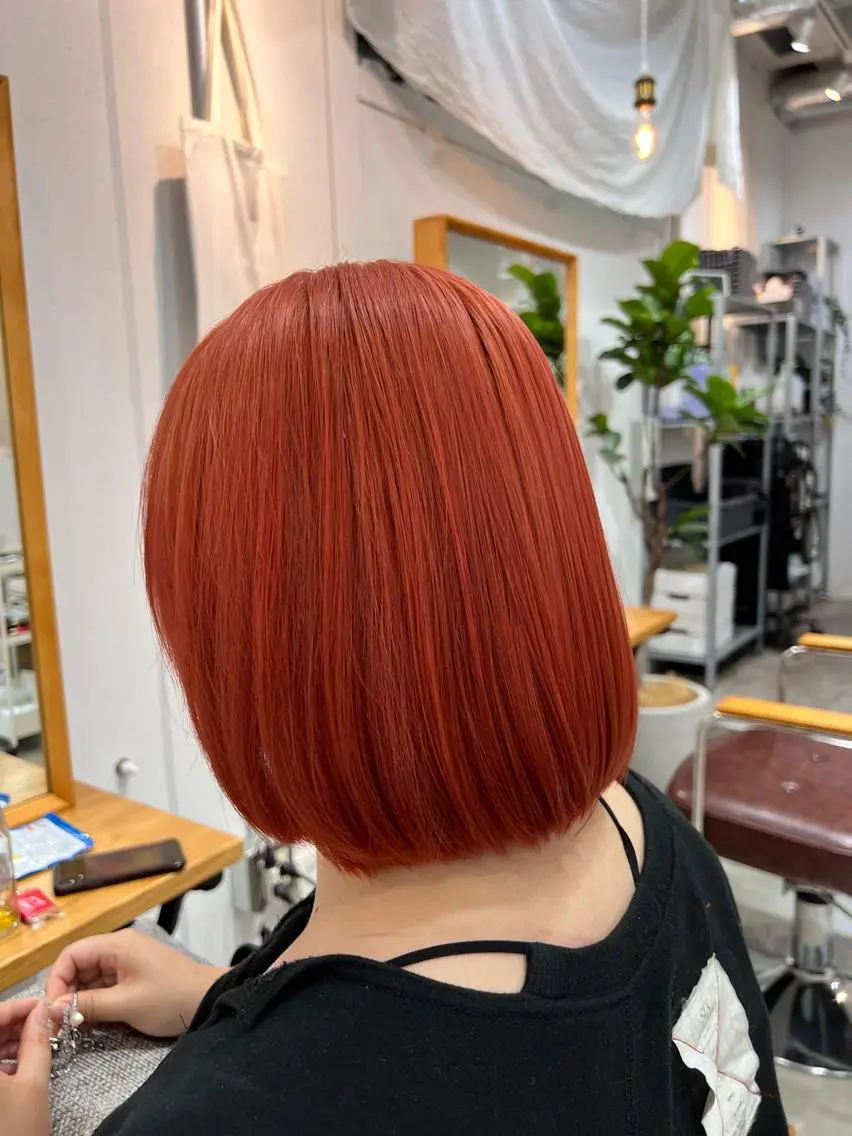 ミディアム カラー 松坂 真衣のヘアスタイル