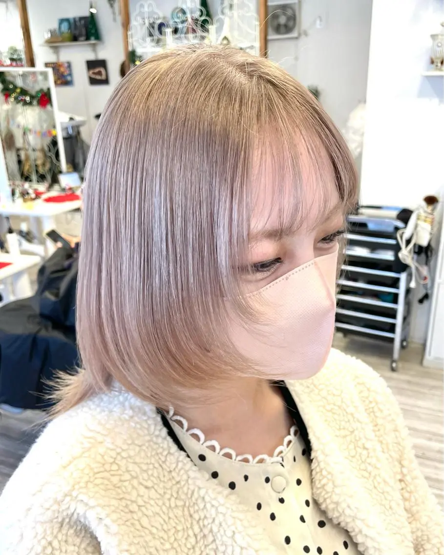 ミディアム カラー ヘアカラー トリートメント インナーカラー 推し ブリーチ  髪質改善のヘアスタイル