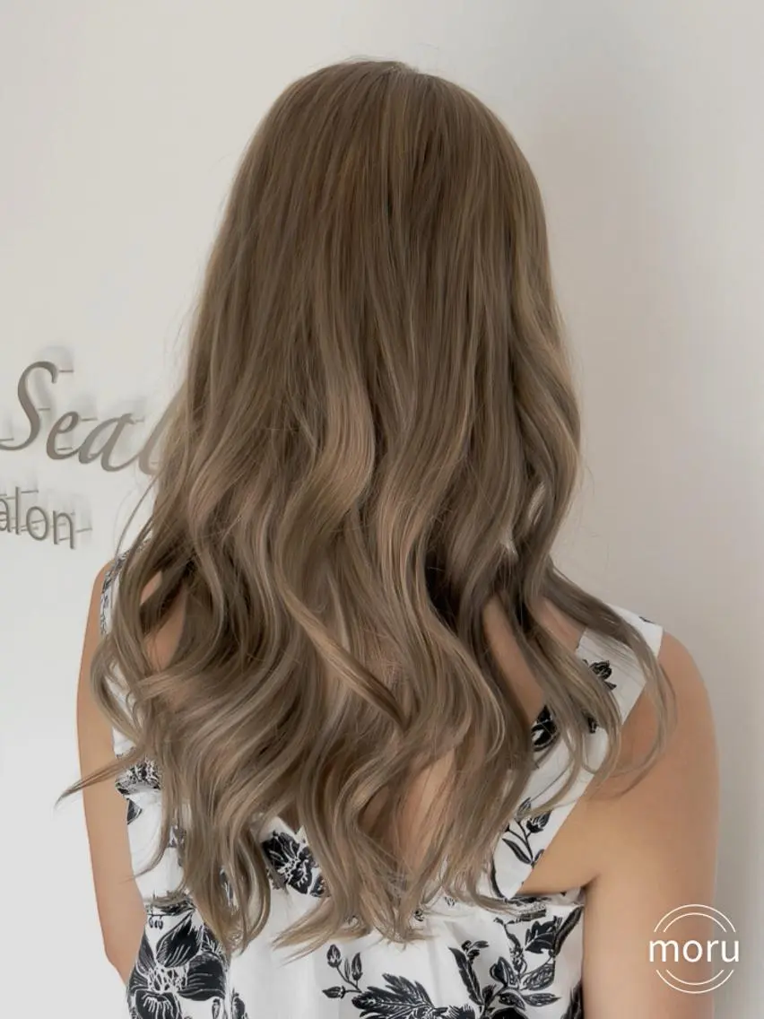 ロング カット ヘアカラー トリートメント ヘッドスパ Ze sealのヘアスタイル