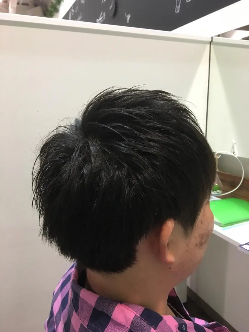 メンズ マッシュ ツーブロック 刈り上げ 石崎 直也のヘアスタイル