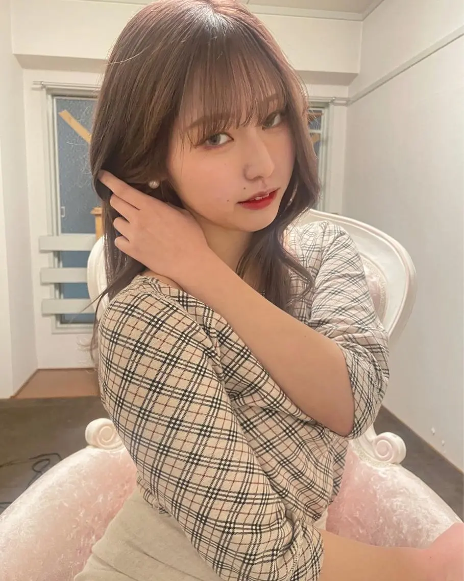 ロング カラー ヘアアレンジ 髙塚碧🇰🇷 韓国ヘア🎗️のヘアスタイル