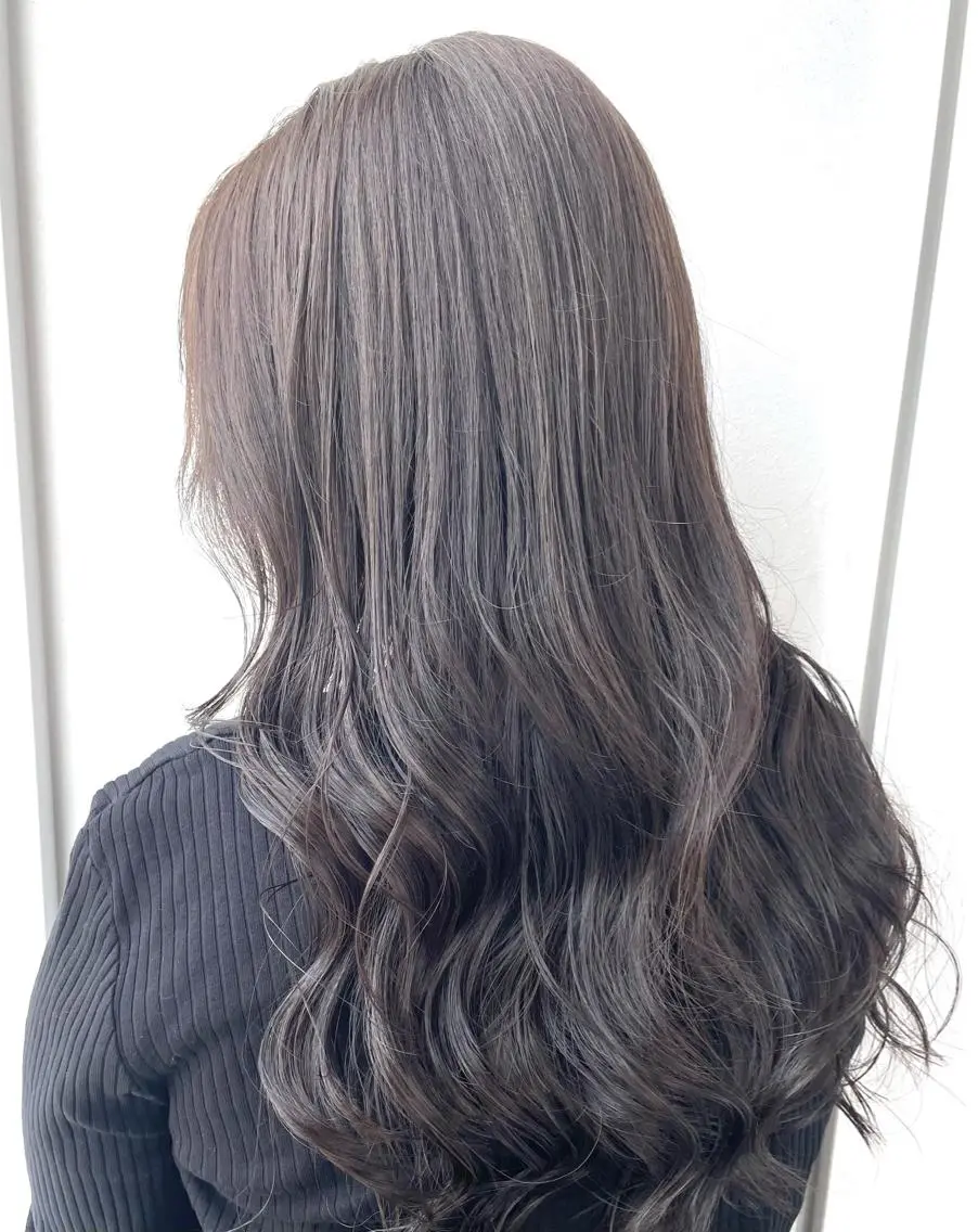 ロング 髪質改善 赤み消しカラー山本のヘアスタイル