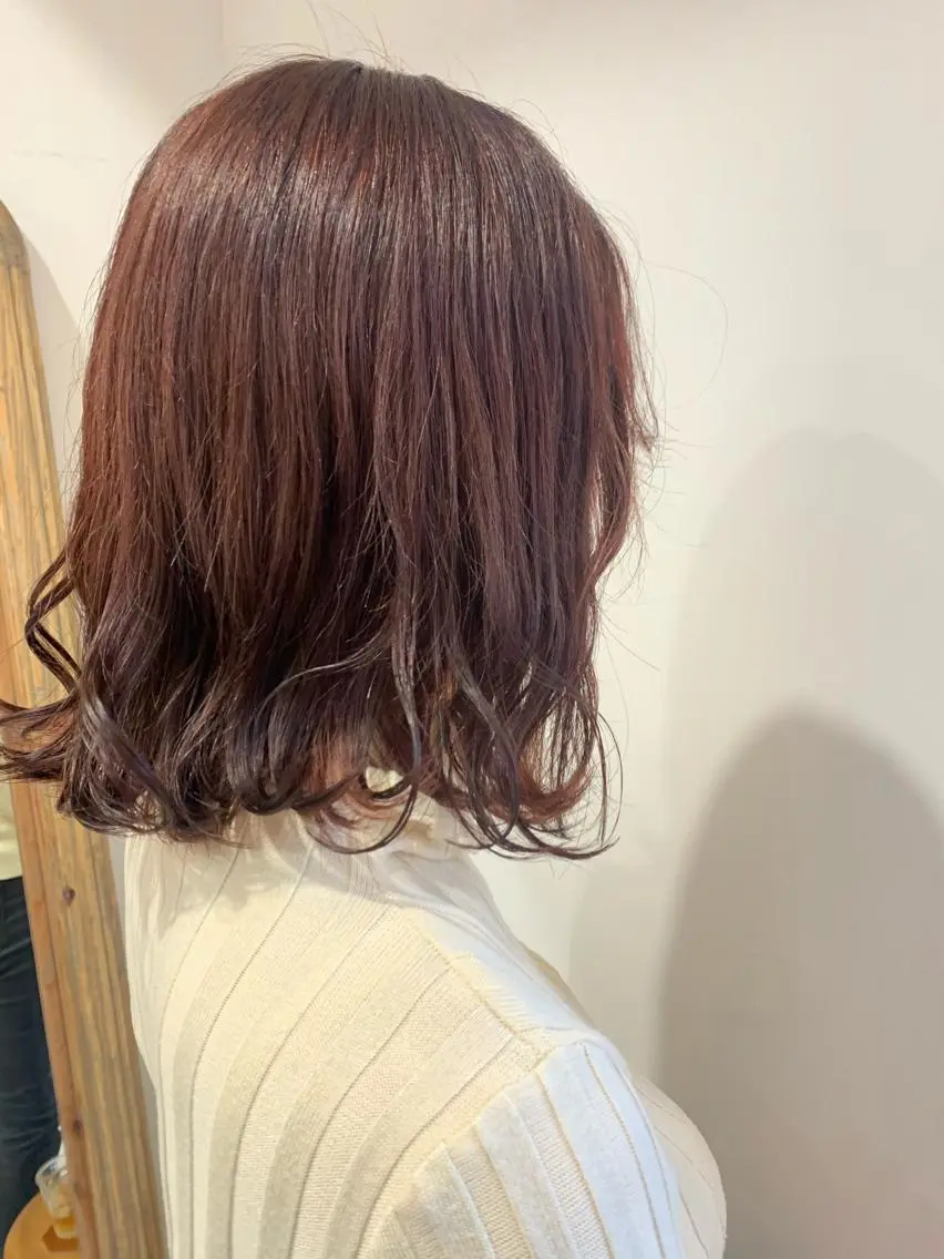 ミディアム カラー レッドカラー 名駅🦢大人艶カラー 🪽カミヤアカネのヘアスタイル