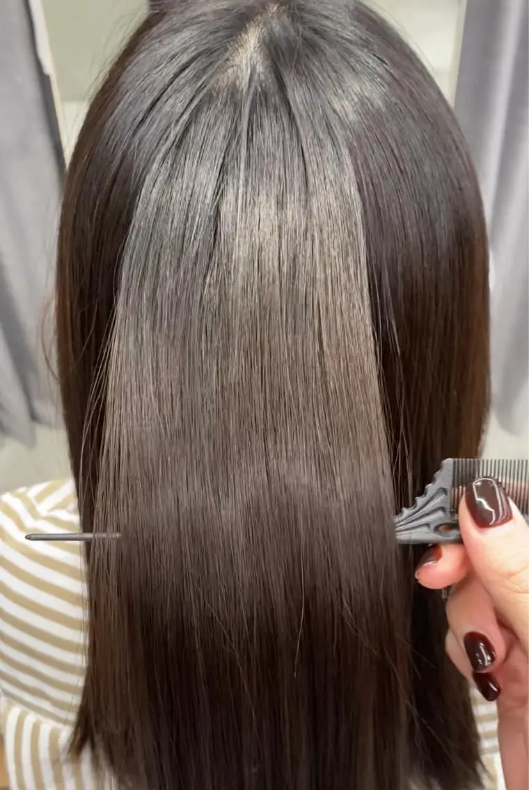 🎀川越🤍透明感 カラー uRaraのヘアスタイル