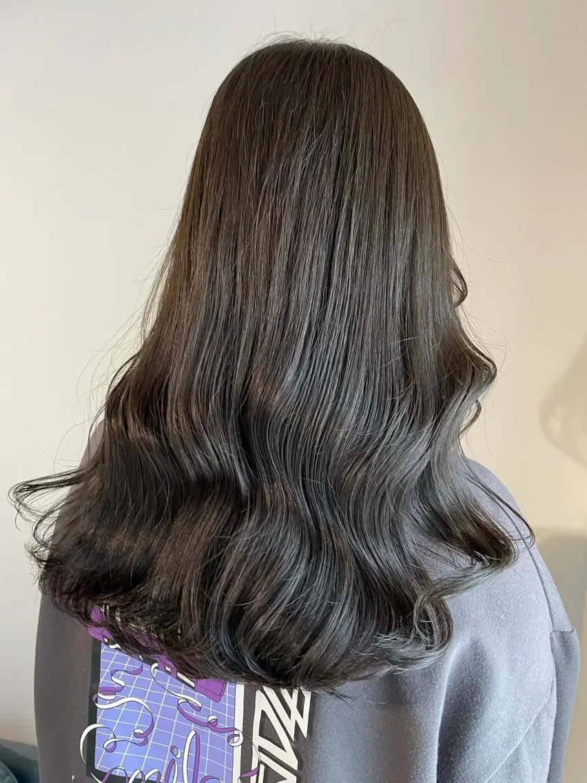 ロング カラー ヘアアレンジ キッズ マツエク・マツパ アイブロウ ヘアカラー トリートメント 透明感カラー/推しカ ラー☁️JURAのヘアスタイル
