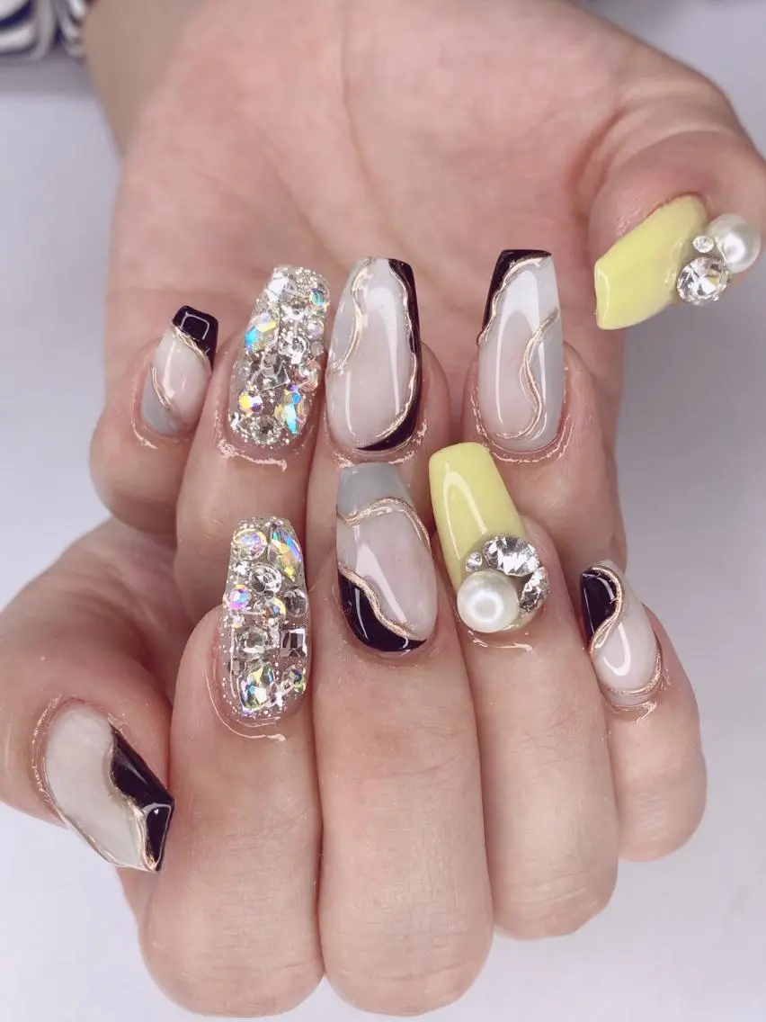 ネイル Nail Salon ertiのネイルデザイン