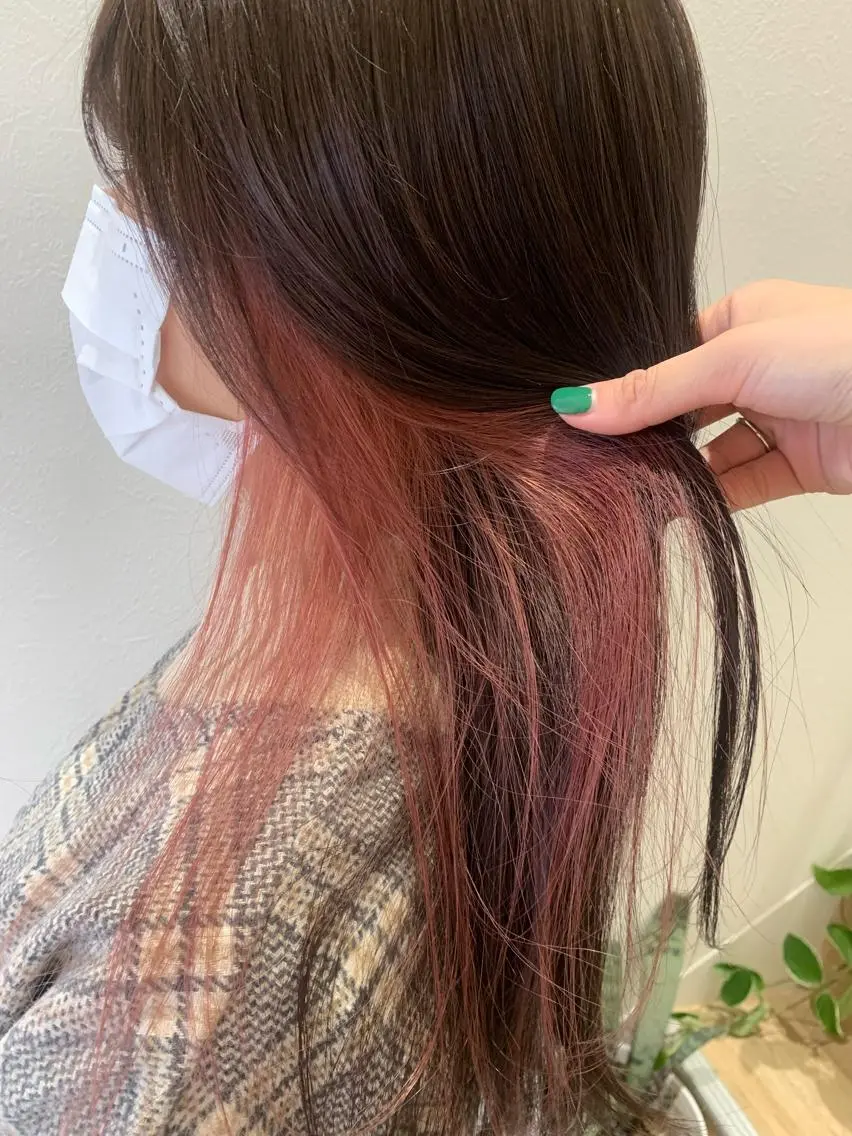 ロング カラー イヤリングカラー カット ヘアカラー トリートメント hubhair レイヤー/透明感のヘアスタイル
