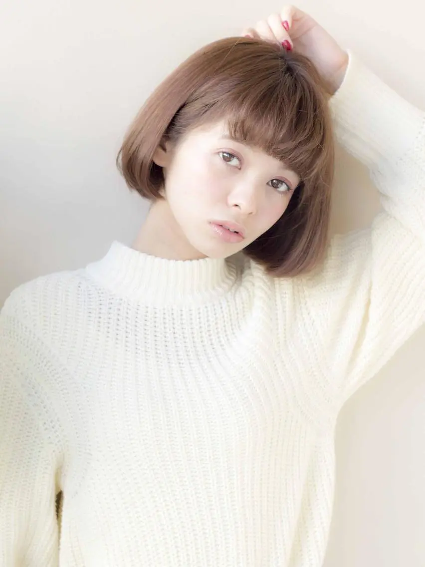 ショート アッシュ 外国人風カラー ハイライト Toiro 中目黒のヘアスタイル