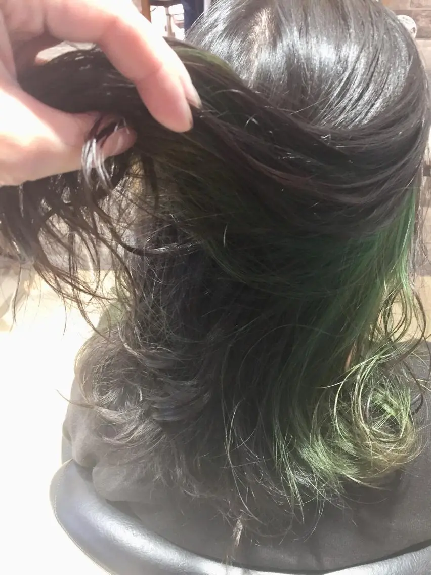 ミディアム カット ヘアカラー トリートメント 所渉/韓国レイヤー /ウルフカットのヘアスタイル