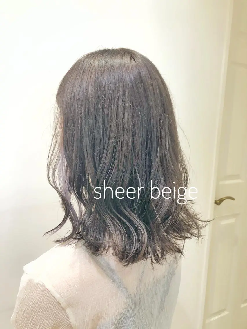 ミディアム カラー ベージュカラー 大平 美沙のヘアスタイル