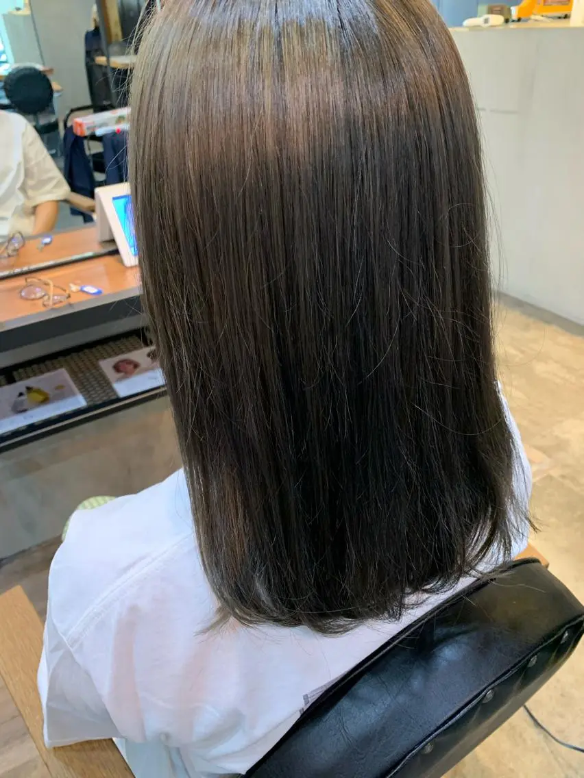 ミディアム 河田 寧生のヘアスタイル