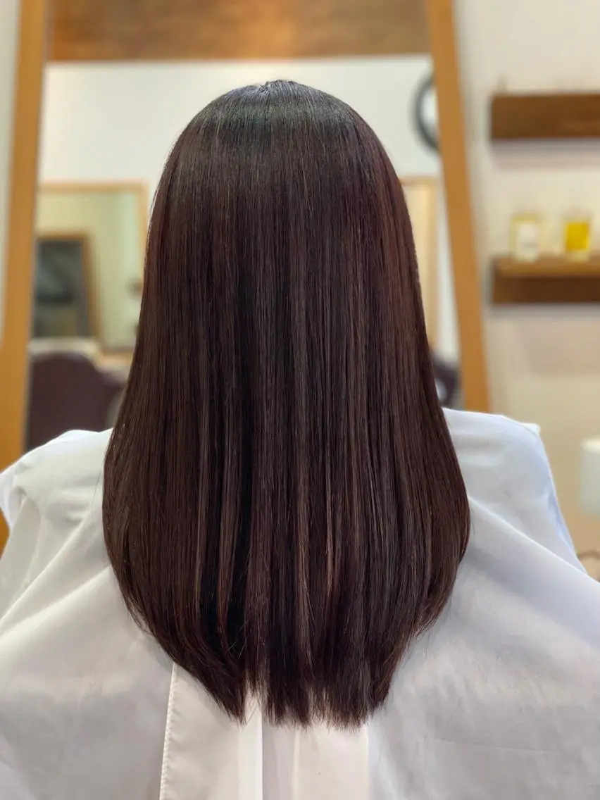 ロング カット 縮毛矯正 トリートメント 戸津川 隆人のヘアスタイル