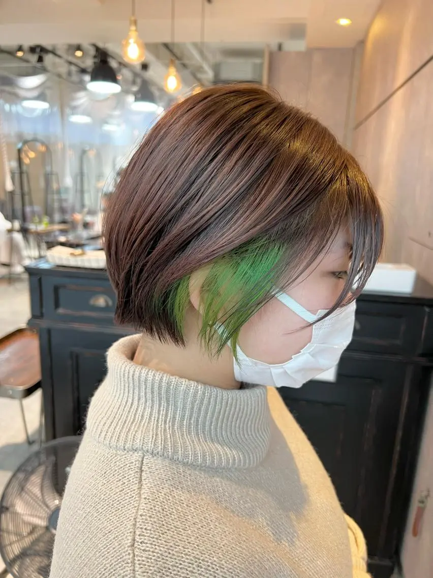 ショート カラー 🫧艶ダブルカラー ブリーチ🫧トモヤのヘアスタイル