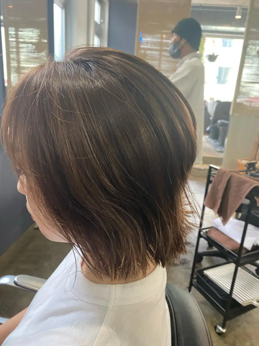 ミディアム カラー ハイライトカラー ハイライト くせ毛多毛特化 高橋　淳のヘアスタイル