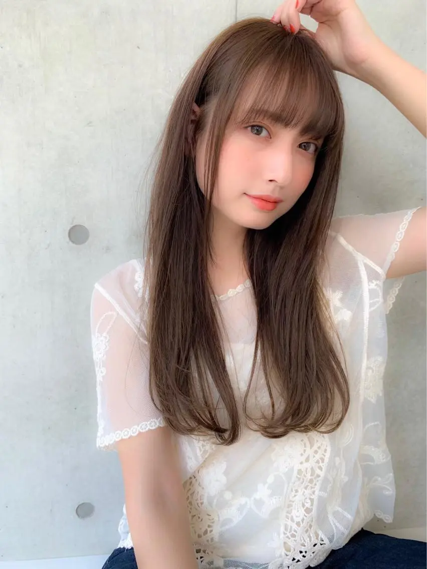 ミディアム カラー 赤み消し韓国ヘア レイヤー縮毛🤍渡邉のヘアスタイル